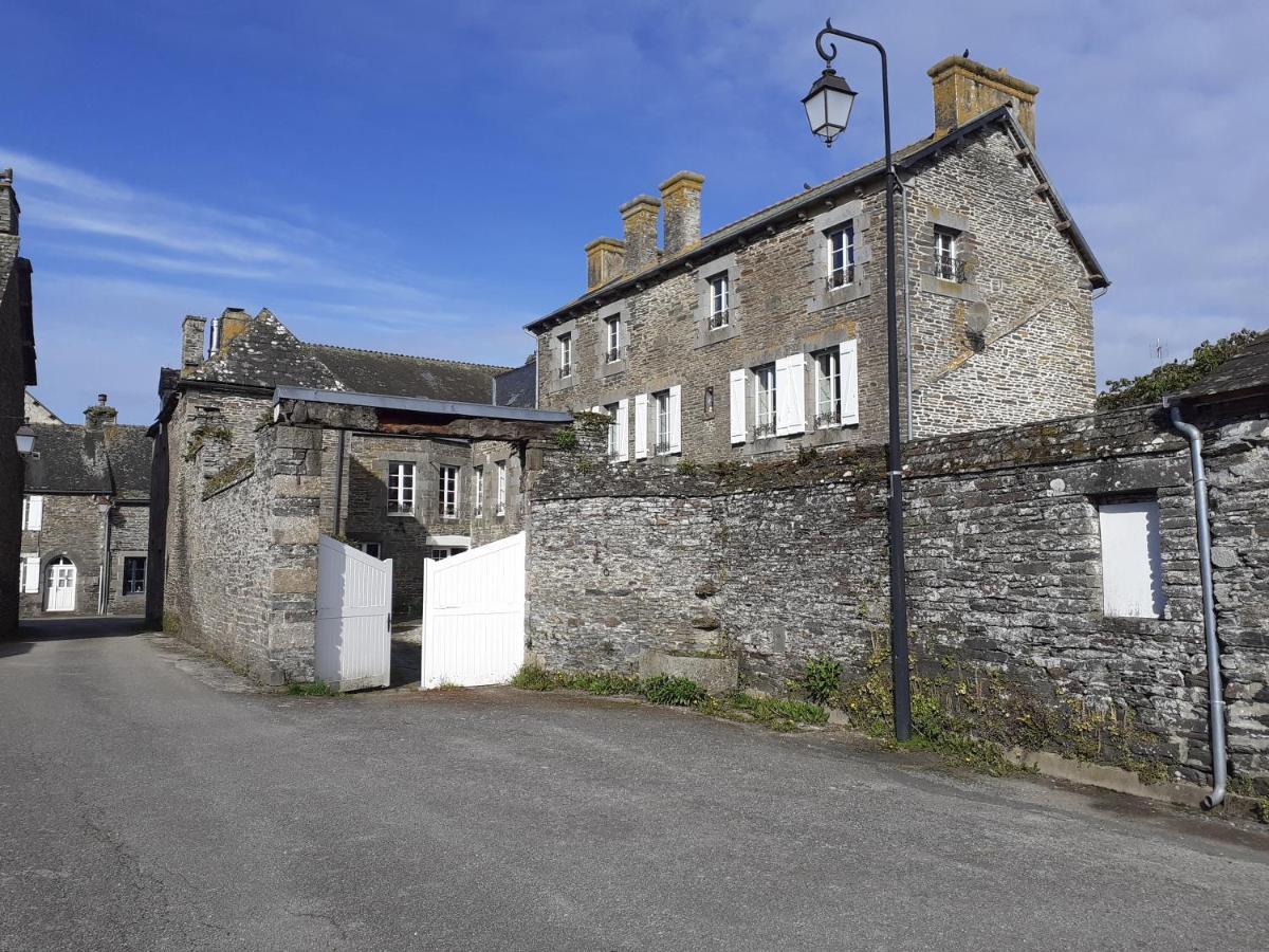 Ker Madette Villa Gouarec Exteriör bild